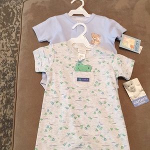 Baby Boy Carter’s onsie & romper